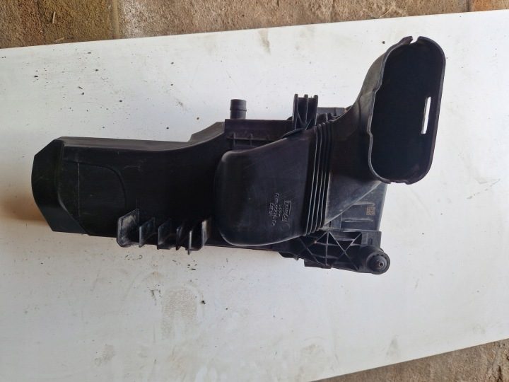 КОРПУС ВОЗДУШНОГО ФИЛЬТРА FORD FIESTA MK7 C1B1-9600-AD, фото 3