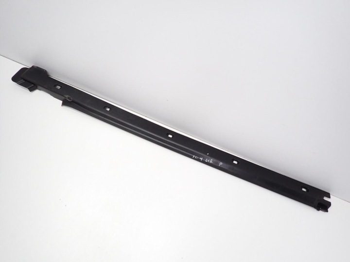 НАКЛАДКА ПОРОГА ПРАВАЯ 1EA825202A 1EA825202 VW ID4 ID.4 ID4 21 г., фото 1