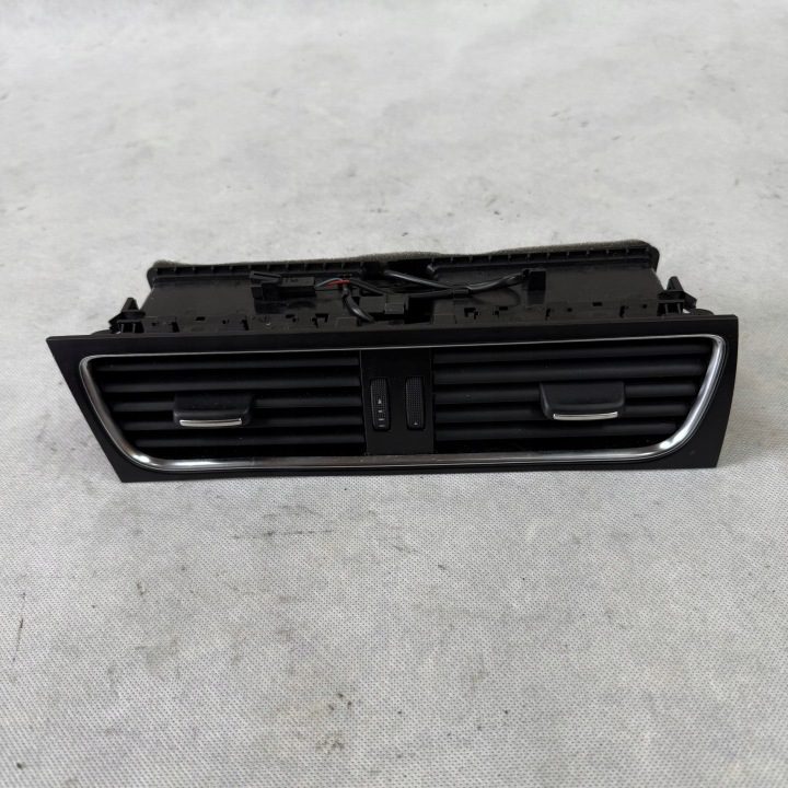 ДЕФЛЕКТОР ОБДУВА СРЕДНИЙ AUDI A4 B8 8T1820951C, фото 1
