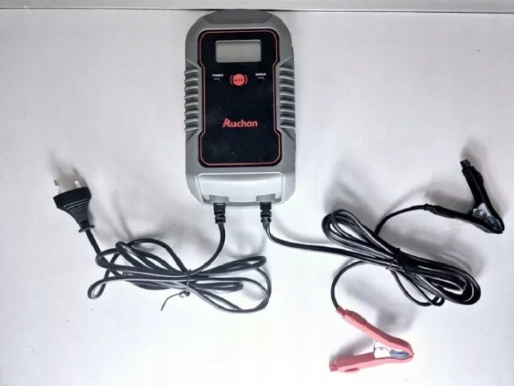 Зарядное устройство для аккумуляторов Auchan 12V 8A, фото 1
