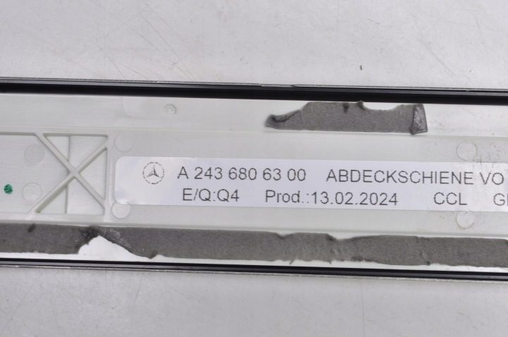 MERCEDES EQB X243 НАКЛАДКИ НА ПОРОГИ LED 24 г. A2436806300 КОМПЛЕКТ, фото 15