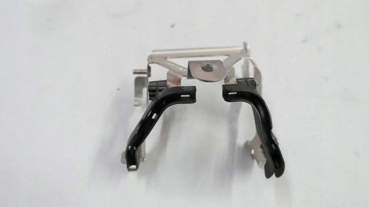 BMW F97 F98 G26 кронштейн датчика давления выхлопных газов 9502646, фото 4