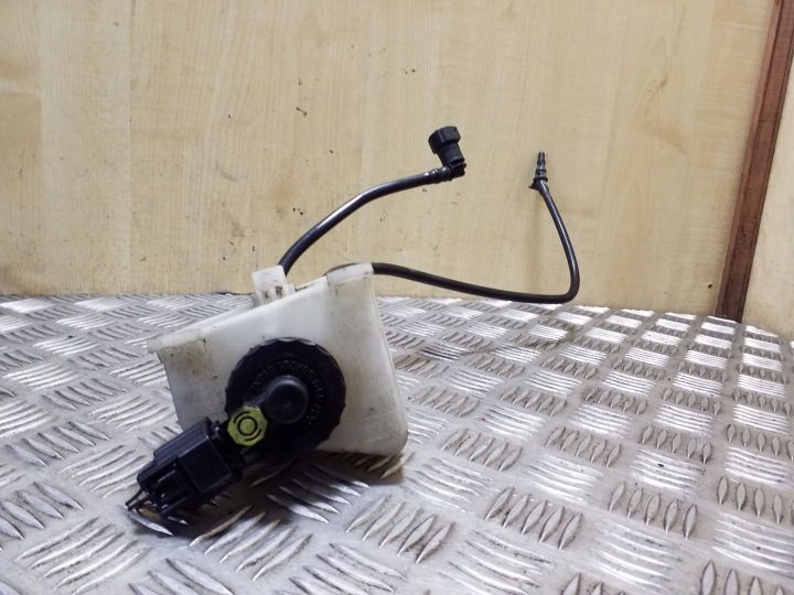 Бачок тормозной жидкости FORD 98AG2L414AE 1.8L бензин 92 кВт 2000, фото 1
