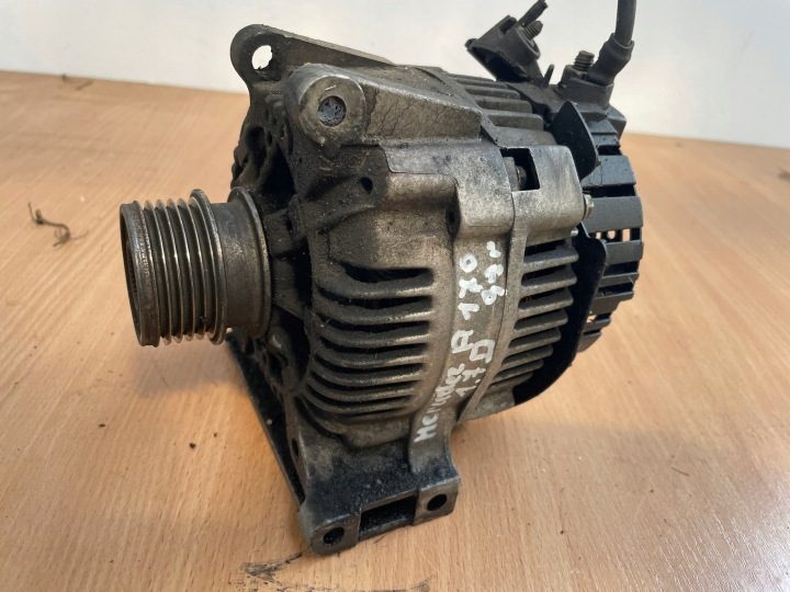 Mercedes W168 A класс 1.7 CDI генератор A0101543902, фото 1