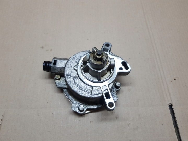 Ford OE BM5G-2A451-EC 06K103603CQ насос вакуумный, фото 1