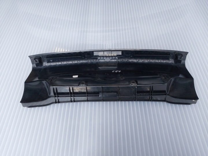 BMW E87 E81 защита ремня задняя 7123335 ПОРОГА БАГАЖНИКА МОЛДИНГ, фото 10