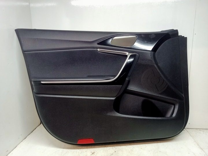 KIA Ceed III 3 хэтчбек обшивка двери левая передняя 82301-J7330, фото 1
