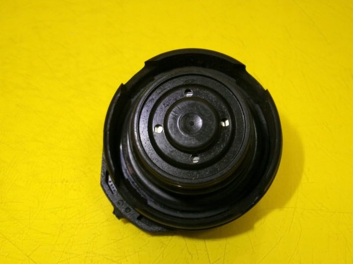 КРЫШКА ГОРЛОВИНЫ БЕНЗОБАКА AUDI VW 1J0201553B NR8, фото 10