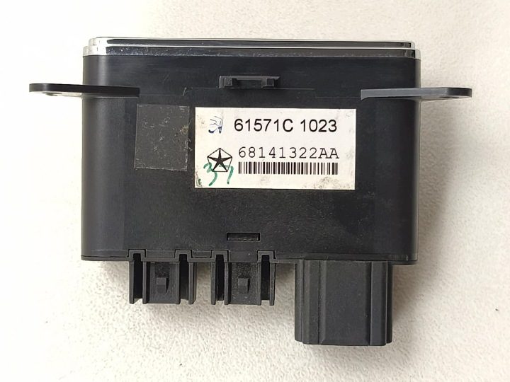 Порт Разъем Гнездо multimedialne USB SD AUX Jeep Grand Cherokee IV WK2 10–, фото 4