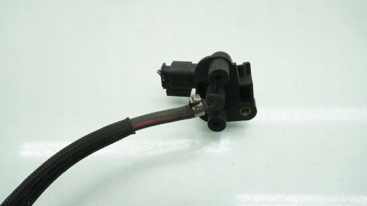 Mercedes Eklasa W207 2.2 CDI датчик давления A0071530028 651, фото 3