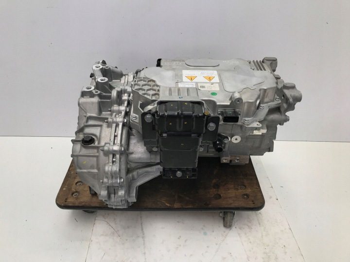 PEUGEOT E- 3008 III E- 5008 2024 ДВИГАТЕЛЬ ЭЛЕКТРИЧЕСКИЙ ZK03 ZKZ 986290108, фото 1
