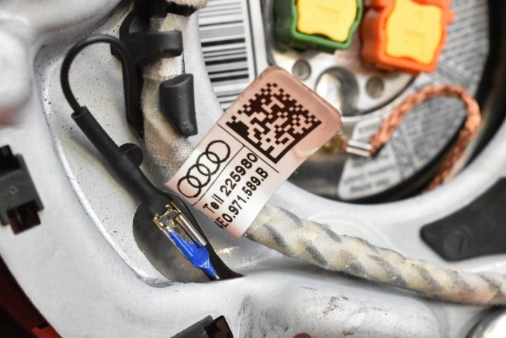 Подушка безопасности воздушная водителя 8E0880201DE Audi A4 B7 04-08, фото 7