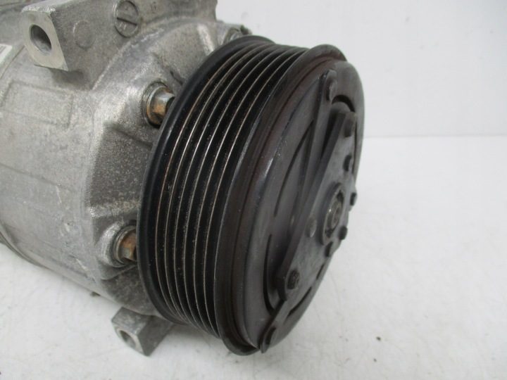 Компрессор кондиционера Renault Laguna III 2,0 dCi 2008 г., фото 3