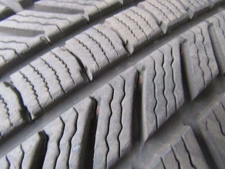 Шина зимняя Continental WinterContact TS 870 P 235/45R21 101 т сцепление на снегу (3PMSF), защита диска, усилитель (XL), фото 2