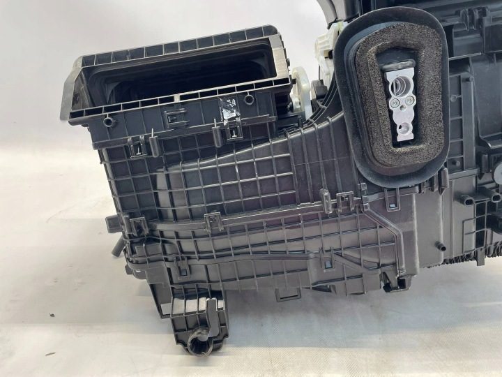 COROLLA E21 РЕСТАЙЛИНГ ОТОПИТЕЛЬ В СБОРЕ ВЕНТИЛЯТОР РАДИАТОР ДОПОЛНИТЕЛЬНЫЙ, фото 2