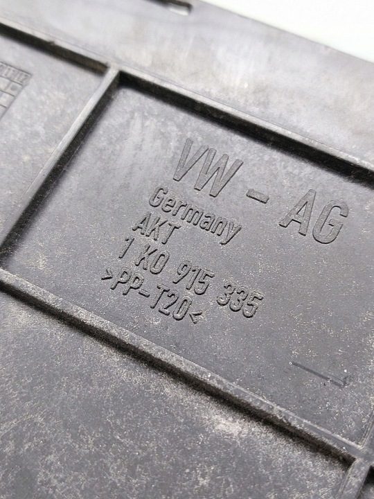 Кожух аккумулятора Audi A3 8P 1.9 TDI 1K0915336, фото 3