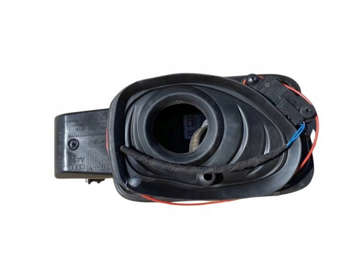Audi A4 B9 лючок горловины бензобака 8W0809906A, фото 5