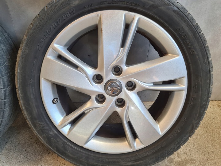 Литой диск Opel OE OPEL ZAFIRA III C 5X115 R17 КОМПЛЕКТ x 17" 5x115, фото 2