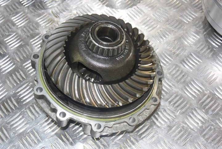 Запчасти коробки автоматической ZF 5HP19 5HP-19 дифференциал 1060435051, фото 2