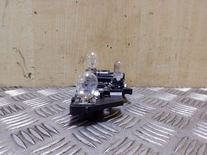 Контакты заднего фонаря AUDI 89106169 2.0L дизель 130 кВт 2012, фото 6