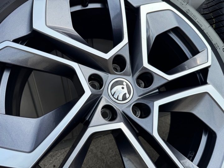 OEM КОЛЕСА ЗИМНИЕ SKODA OCTAVIA IV RS NX 225/40/19 Michelin Alpin5, фото 8