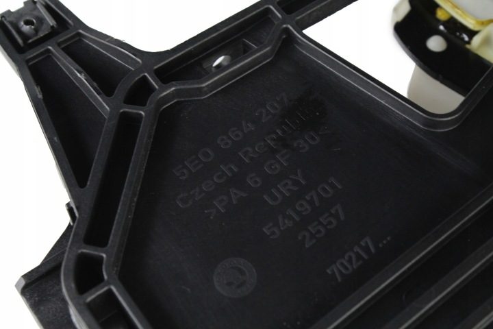 ПОДЛОКОТНИК ПЕРЕДНИЙ SKODA OCTAVIA III 2012-2020 5E0864207 КОЖА ЧЕРНАЯ, фото 7