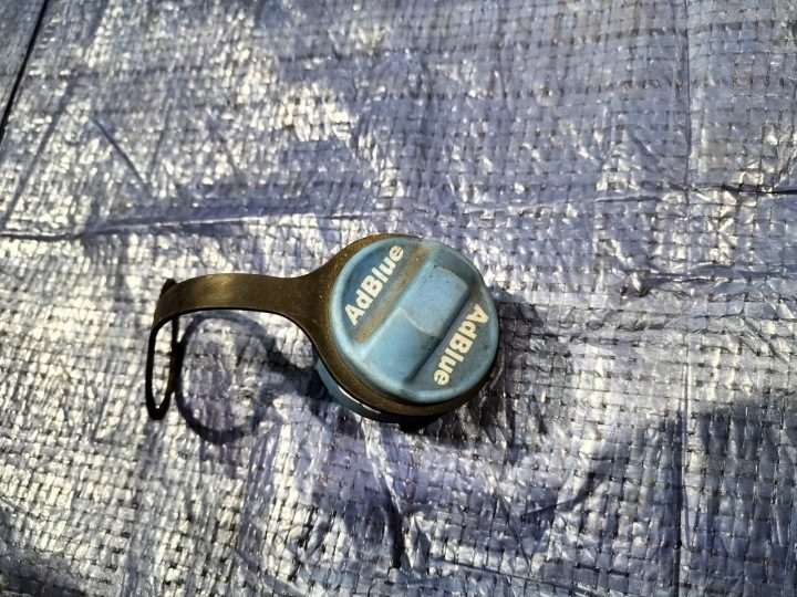 Крышка zakrętka горловины AdBlue Mercedes W166 R172 W205 W213 W222 W253 W463 OE, фото 1