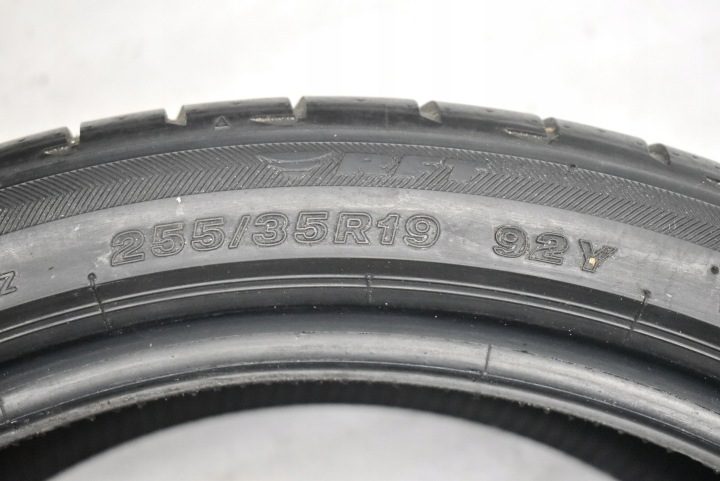 Шина летняя Bridgestone Potenza S001 255/35R19 96 Y защита диска * - BMW, фото 3