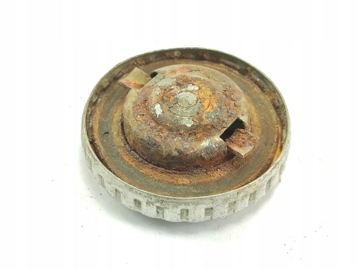 КРЫШКА ГОРЛОВИНЫ БЕНЗОБАКА MERCEDES W123 / W115 / W110 / W111 - РЕТРО / ДИЗЕЛЬ, фото 2