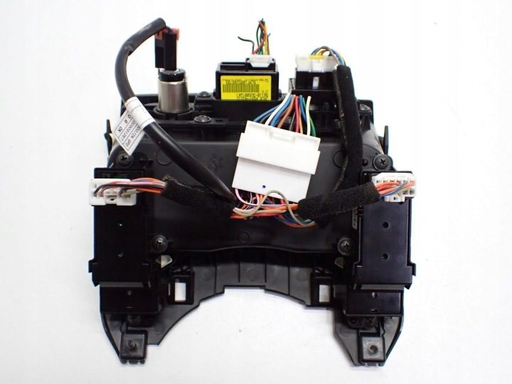ГНЕЗДО ПОРТ USB AUX ОБОГРЕВ СИДЕНИЙ ЕВРОПА 84630-3U080 KIA SPORTAGE III 11 г., фото 2