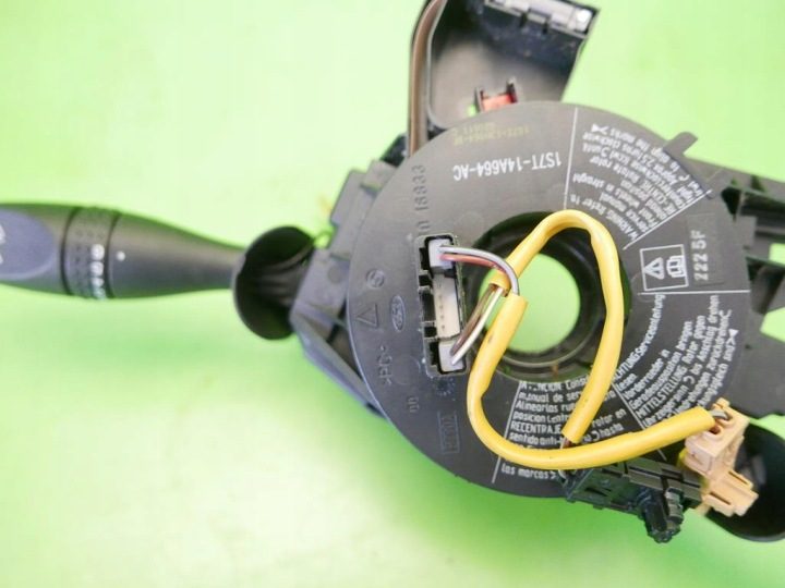 Подрулевой переключатель Шлейф 8A6T-13N064-BD Ford Fiesta Mk7 8A6T-14A664-AB, фото 12