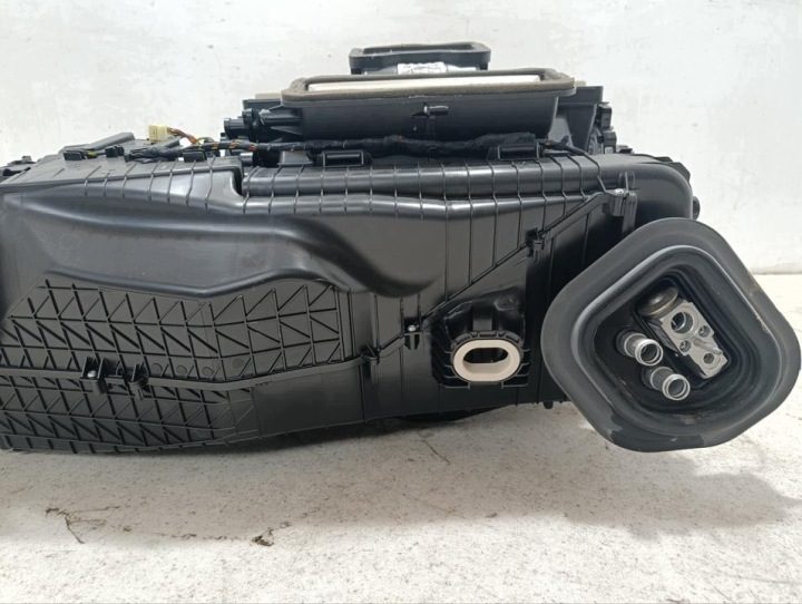 Корпус вентилятора A2138300805 Aston Martin DBX 2021, фото 3