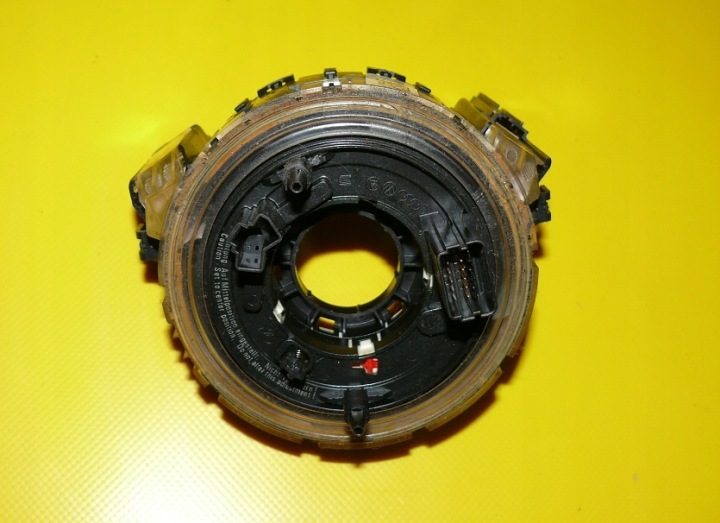 Шлейф Airbag подушки безопасности водителя улитка Audi A6 C6 04- 4E0953541A, фото 1
