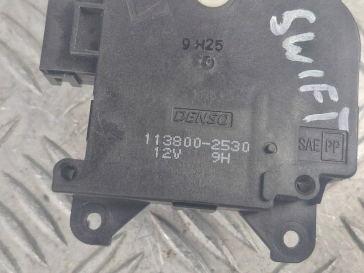 Моторчик заслонок обдува Suzuki Swift I 1138002530, фото 4