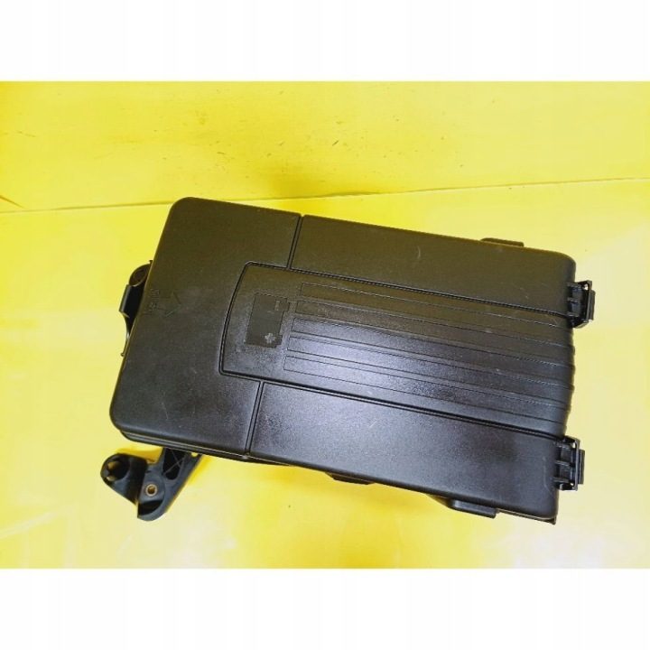 Корпус на аккумулятор в сборе VW Golf V 1K0915336B / 1K0915443C NR4, фото 2