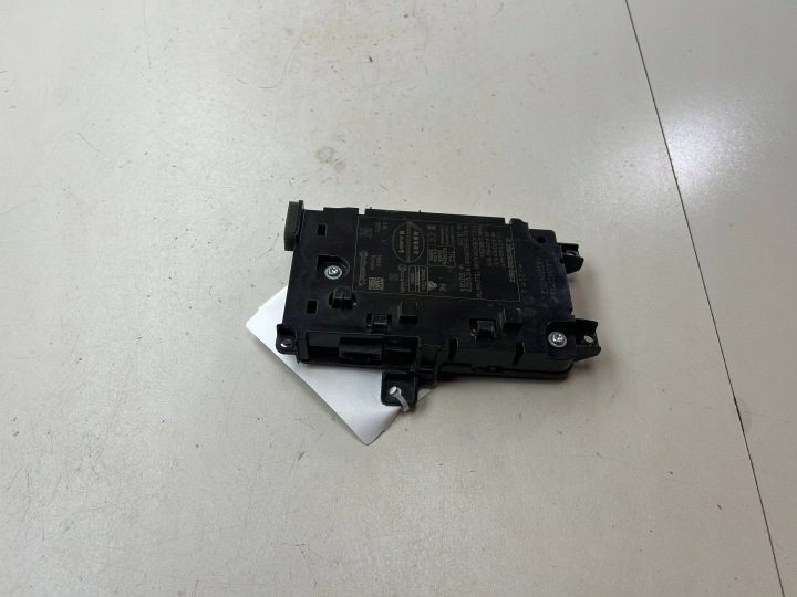 Mercedes-Benz CLS C257 беспроводная зарядка A2139006911, фото 8