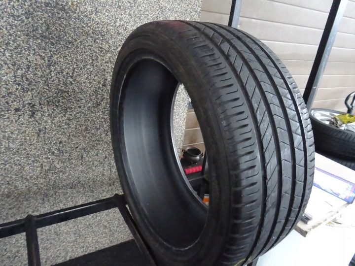 1 Шина летняя Barum BRAVURIS 6 225/40R18 92Y XL FR, фото 2