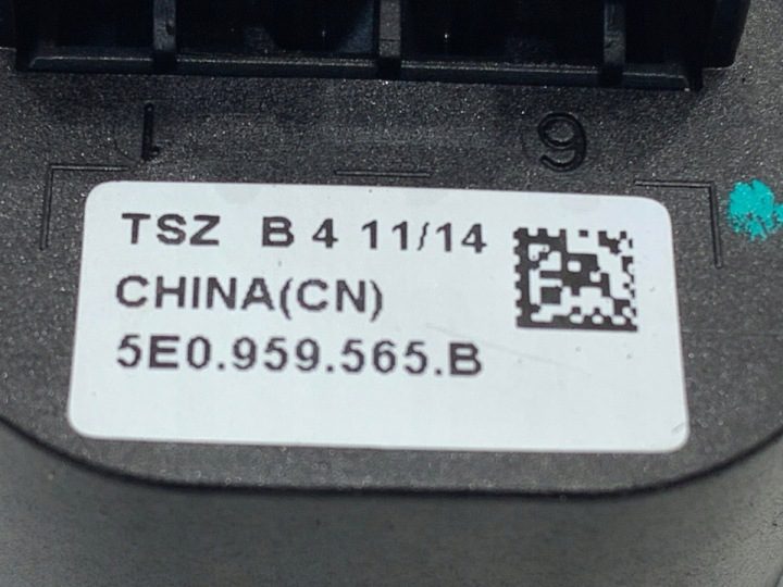ПЕРЕКЛЮЧАТЕЛЬ РЕГУЛИРОВКИ ЗЕРКАЛ SKODA OCTAVIA III 5E0959565B ВЫКЛЮЧАТЕЛЬ, фото 4