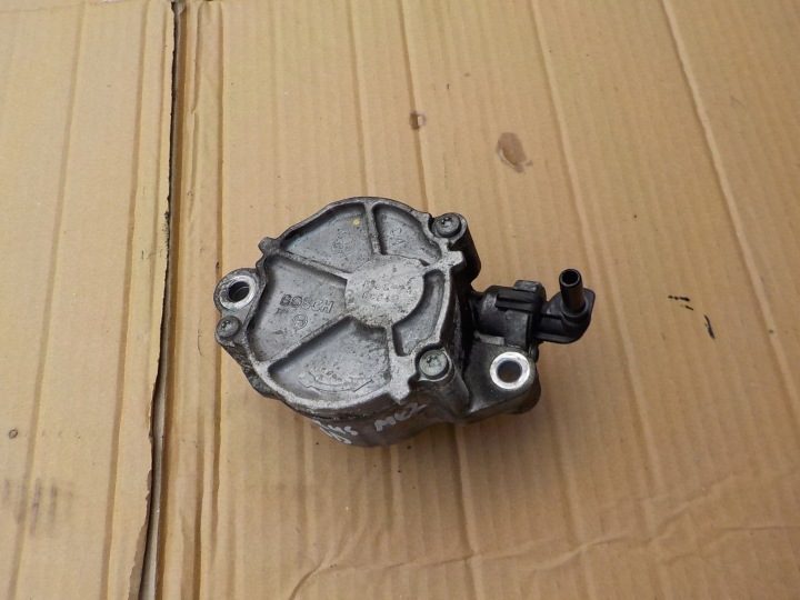Насос вакуумный Ford Focus mk2 1,6 TDCi D156-2A, фото 1
