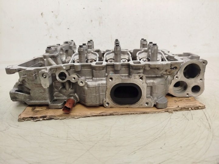 Головка блока цилиндров Citroen Peugeot 9671871510 1608519180 1.2 VTI 2, фото 9
