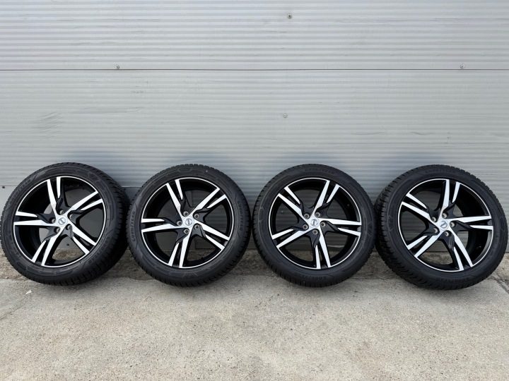 OEM колеса зимние Volvo XC40 235/50/19 R-Design демо 8.9 мм как новые !, фото 8