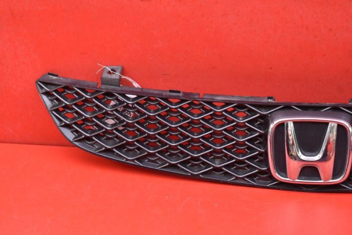 РЕШЕТКА РАДИАТОРА ЧЕРНАЯ HONDA CIVIC 7 VII 00-05, фото 3