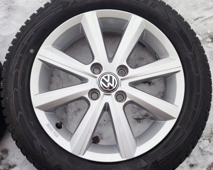 Колеса Зимние Литые диски Ориг. VW UP Goodyear 165/65/15 4x7,9mm Идеальные, фото 4