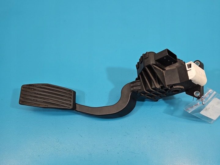ПЕДАЛЬ ГАЗА ПОТЕНЦИОМЕТР OPEL CORSA E 13305804 1.4 16V (B14XER), фото 2