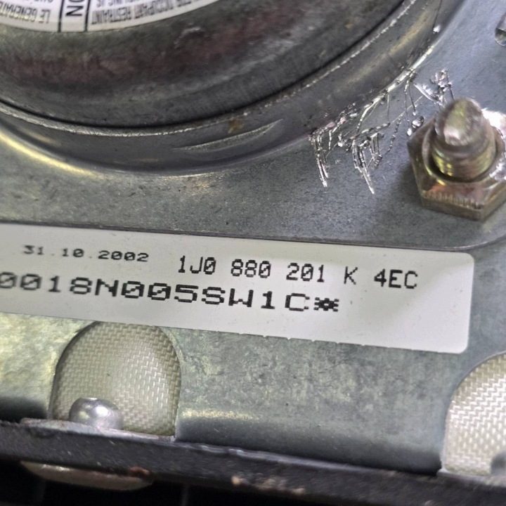Подушка безопасности водителя Volkswagen Bora 1J0880201K, фото 3