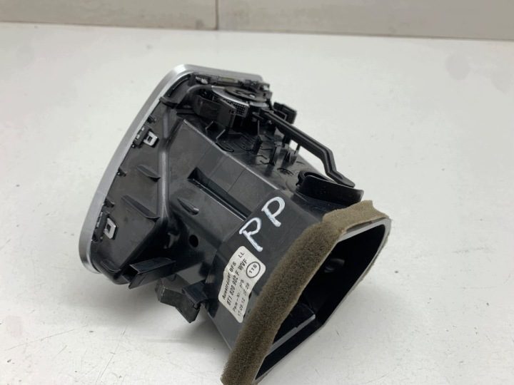 ДЕФЛЕКТОР ОБДУВА ПРАВЫЙ ПЕРЕДНИЙ AUDI A4 B8 8T1820902F 07-15 Универсал ВЕНТИЛЯЦИИ, фото 3