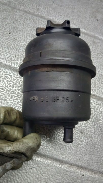 БАЧОК ГИДРОУСИЛИТЕЛЯ MERCEDES BENZ 110D KA 94 г. 2.3CDI, фото 1