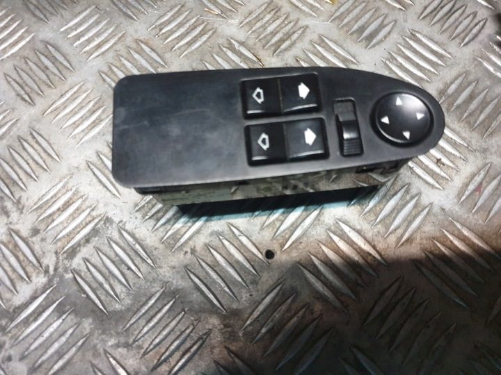 УПРАВЛЕНИЕ СТЕКЛОПОДЪЕМНИКАМИ BMW E39 ДО РЕСТАЙЛИНГА 8368988, фото 1
