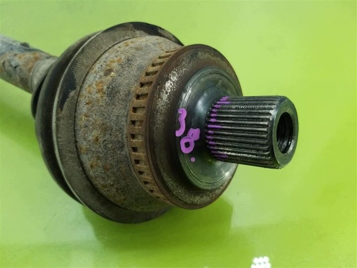 Полуось передняя левая VW Passat B5 96-05 AUDI A4 B5 1.9 TDI МЕХАНИКА, фото 4
