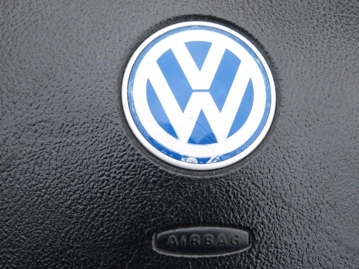 ЧЕРНЫЙ РУЛЬ TWORZYWO AIRBAG СИНИЙ ЭМБЛЕМА VW NEW BEETLE 1C 98-, фото 4